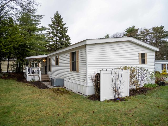 52 Monadnock Drive, Rochester, NH 03867