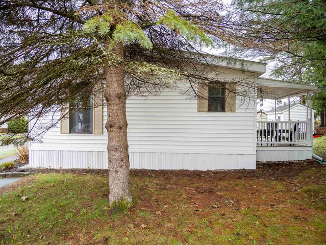 52 Monadnock Drive, Rochester, NH 03867