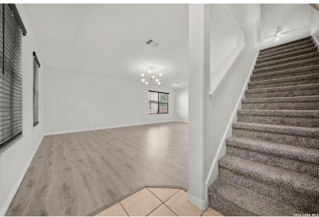 902 Magnolia Bend, San Antonio, TX 78251