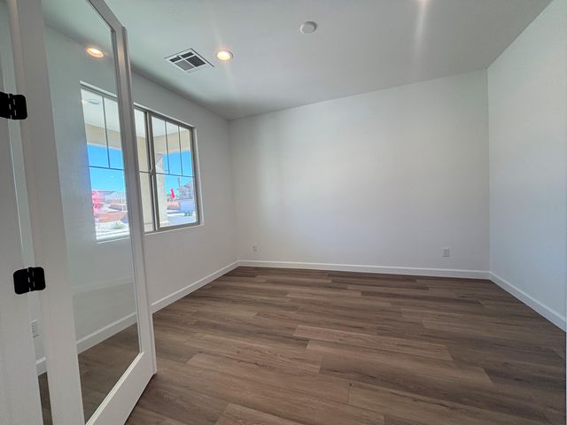 3221 Matador Street SE, Rio Rancho, NM 87144