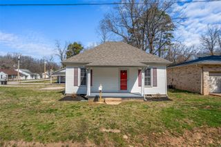 1107 Hickory Street, Poplar Bluff, MO 63901