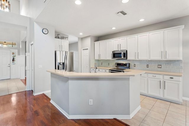 3231 STONEBRIDGE TRAIL, Valrico, FL 33596