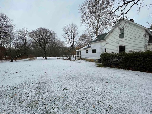 42041 Little Road, Clinton Township, MI 48036