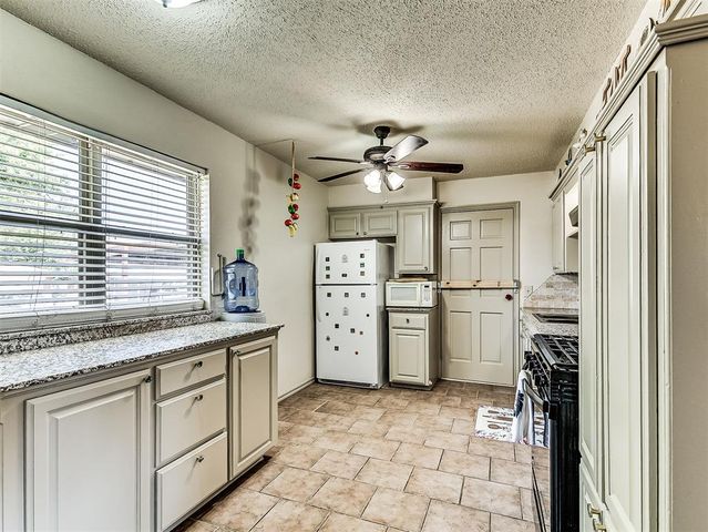 110 Vickie Drive, Oklahoma City, OK 73115