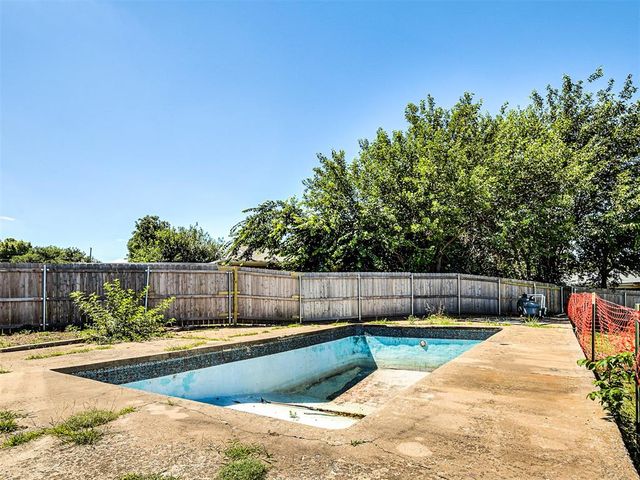 110 Vickie Drive, Oklahoma City, OK 73115