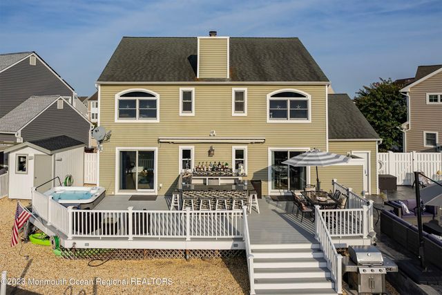 96 Windjammer Court, Bayville, NJ 08721