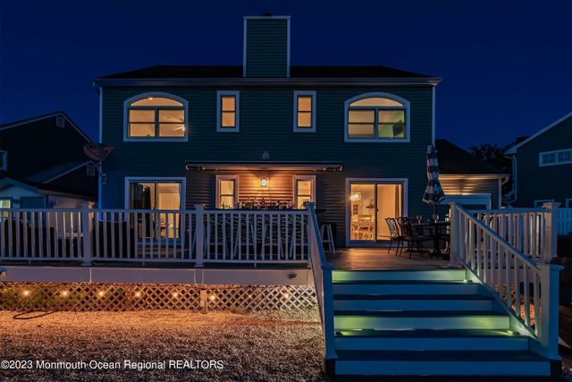 96 Windjammer Court, Bayville, NJ 08721