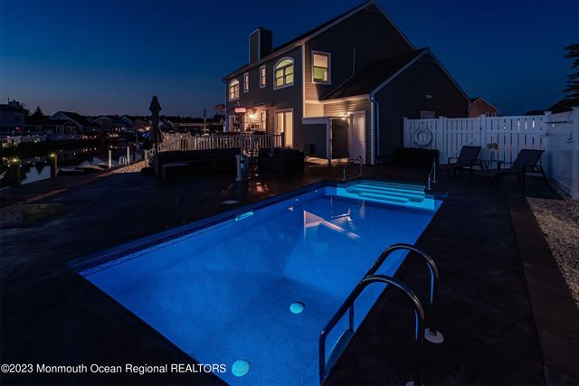 96 Windjammer Court, Bayville, NJ 08721