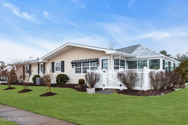 1 Masters Road, Brick, NJ 08724