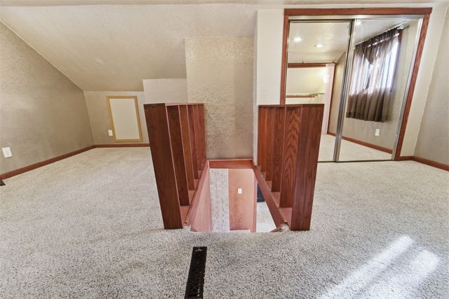 606 E 9th Street S, Newton, IA 50208