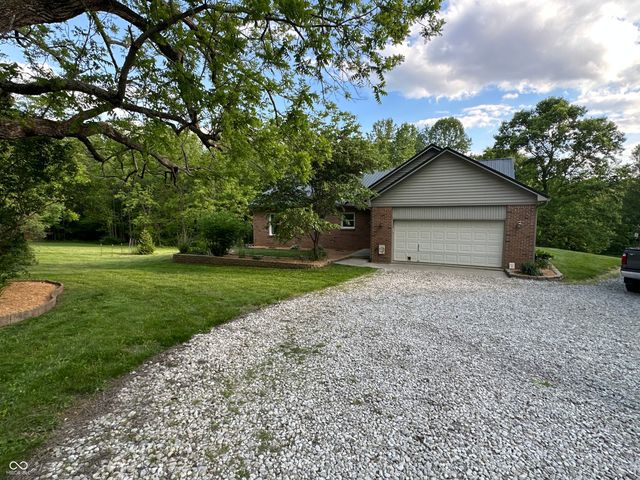 584 Schultz Lane, Martinsville, IN 46151