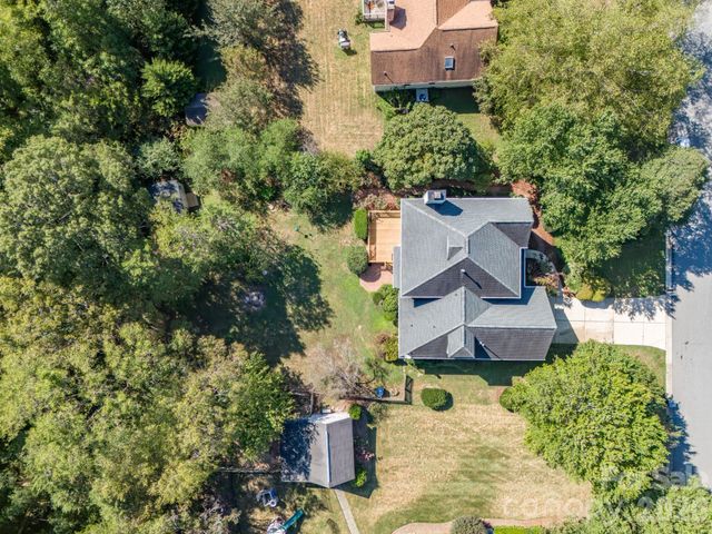 13618 Willow Breeze Lane, Huntersville, NC 28078