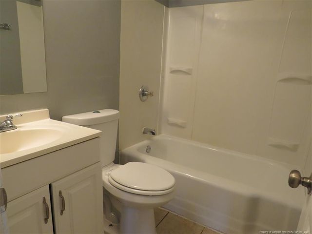1932 King George Drive, Fayetteville, NC 28303