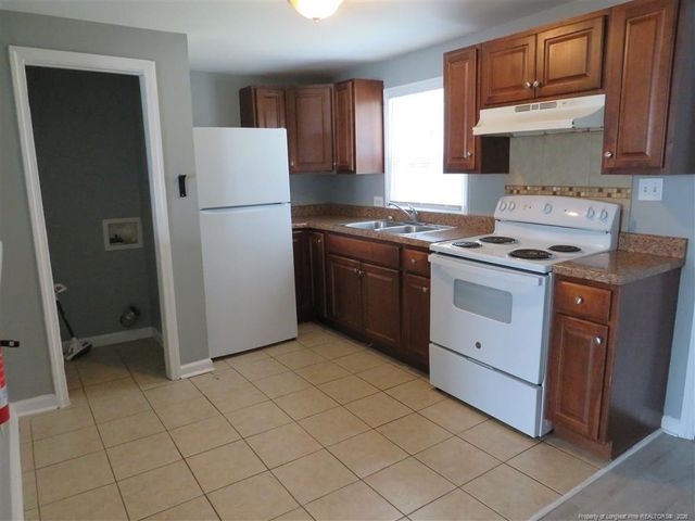 1932 King George Drive, Fayetteville, NC 28303