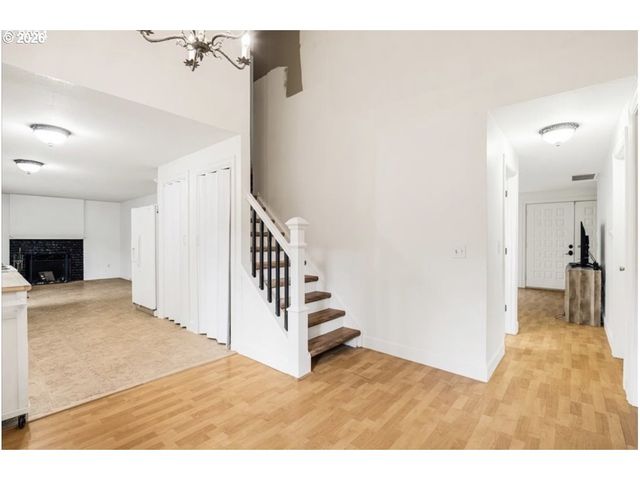 12740 Sw HART Rd, Beaverton, OR 97008