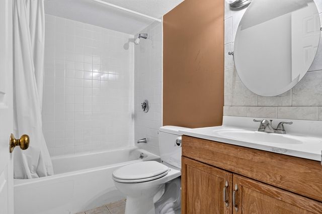 159 Main St 49A, Stoneham, MA 02180