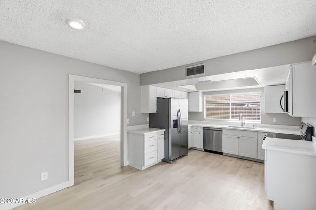 4625 N 75th Lane, Phoenix, AZ 85033