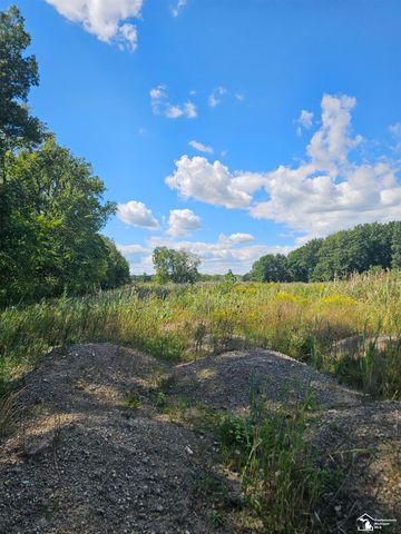 19330 Gudith Road, Trenton, MI 48183