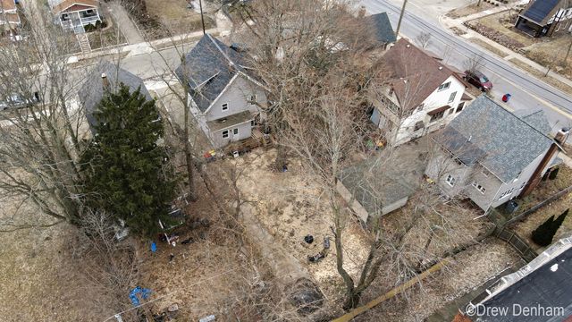 1148 Bates Street SE, Grand Rapids, MI 49506