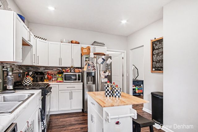 1148 Bates Street SE, Grand Rapids, MI 49506