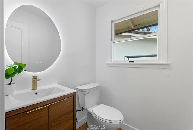 7556 Chaminade, West Hills, CA 91304
