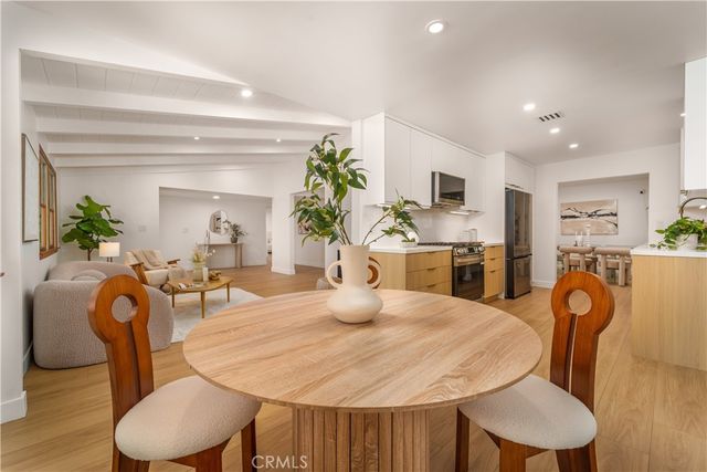 7556 Chaminade, West Hills, CA 91304
