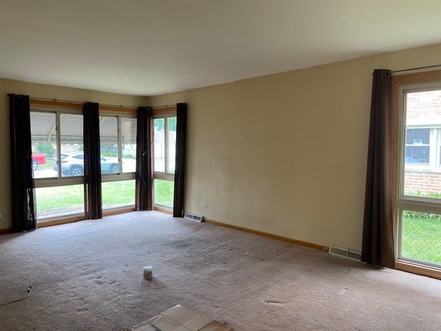 8741 S Washtenaw Avenue, Evergreen Park, IL 60805