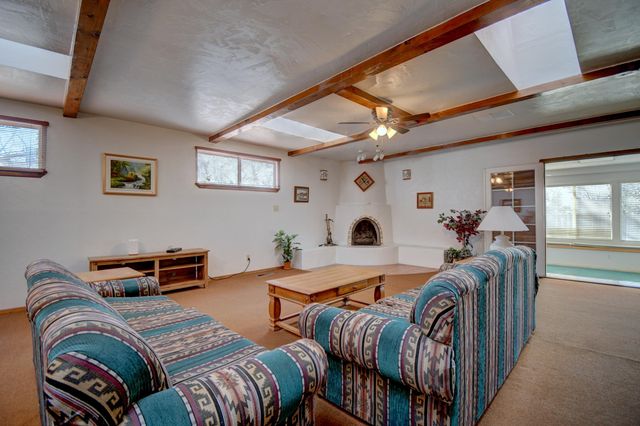 1305 Chama Street NE, Albuquerque, NM 87110