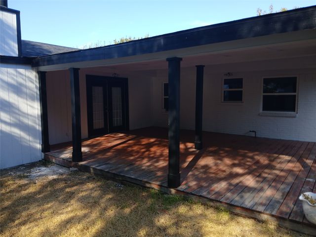 719 Kelso Drive, Dallas, TX 75211