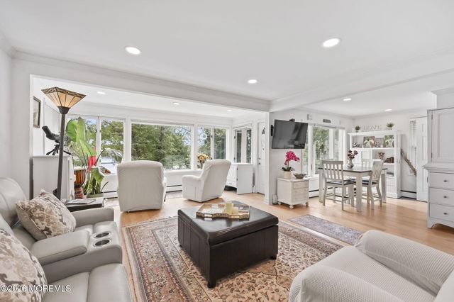 646 S Riverside Drive, Neptune Township, NJ 07753