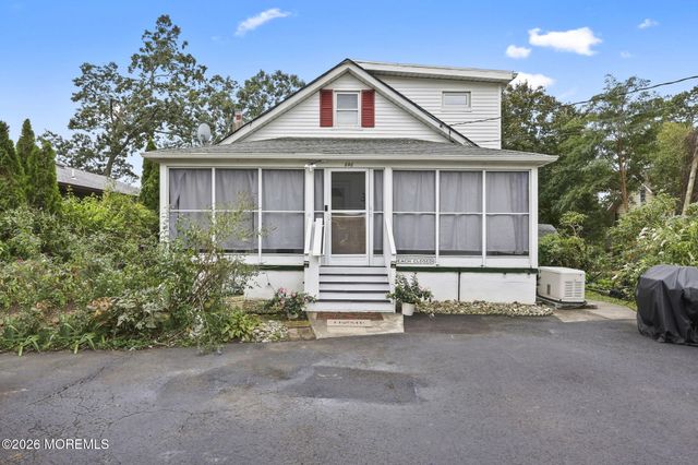646 S Riverside Drive, Neptune Township, NJ 07753