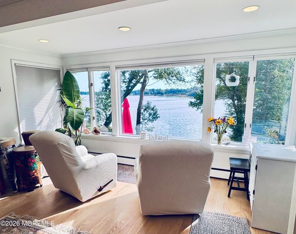646 S Riverside Drive, Neptune Township, NJ 07753