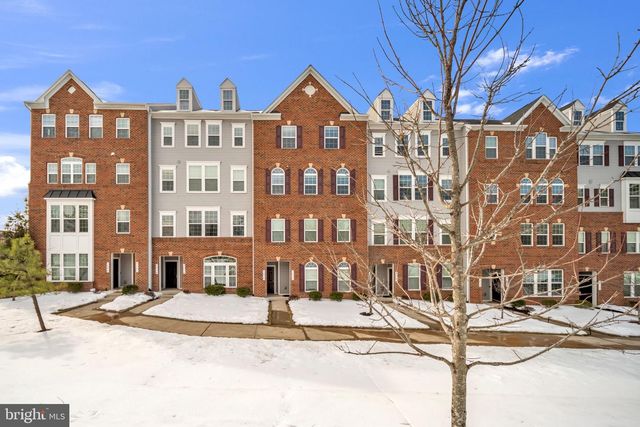 3634 BRIARWOOD DR, Dumfries, VA 22026