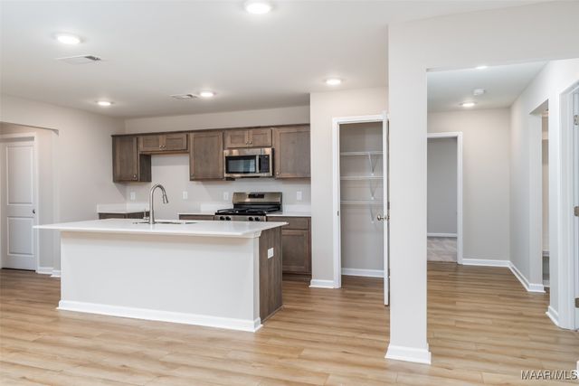 374 Kohn Drive, Millbrook, AL 36054