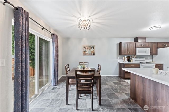 19304 12th Avenue Ct E, Spanaway, WA 98387