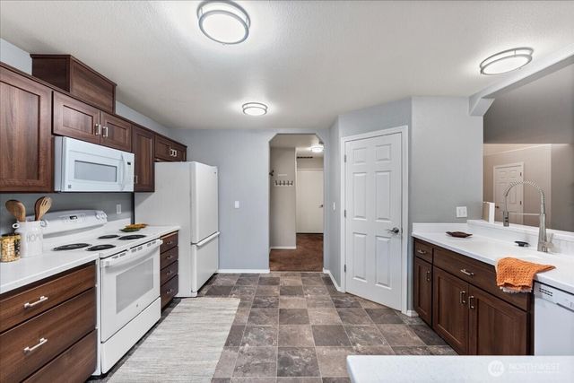 19304 12th Avenue Ct E, Spanaway, WA 98387