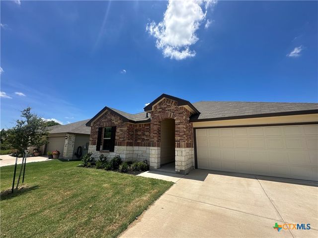 1036 Chambray Drive, Troy, TX 76579