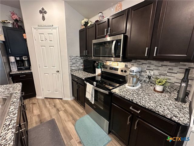 1036 Chambray Drive, Troy, TX 76579