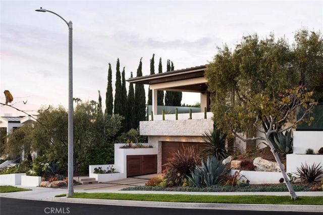 4512 Roxbury Road, Corona Del Mar, CA 92625