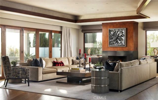 4512 Roxbury Road, Corona Del Mar, CA 92625