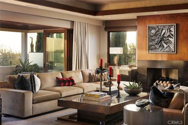 4512 Roxbury Road, Corona Del Mar, CA 92625