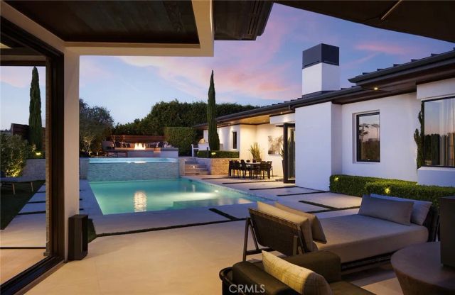 4512 Roxbury Road, Corona Del Mar, CA 92625