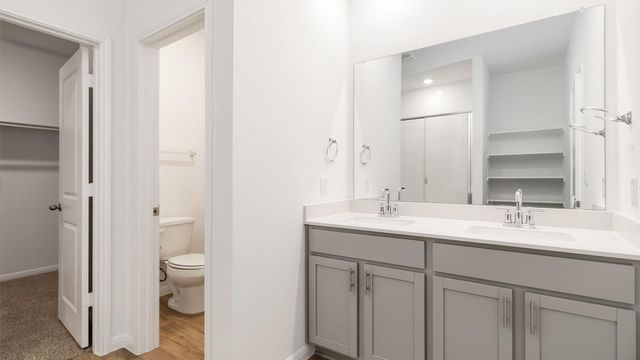 1821 SIDE BUSTER TRL, Leander, TX 78641