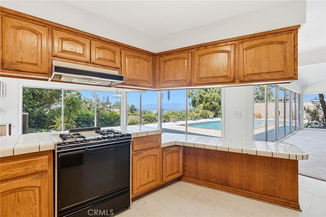 15407 Stonewood Terrace, Sherman Oaks, CA 91403