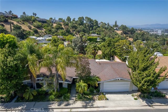 15407 Stonewood Terrace, Sherman Oaks, CA 91403
