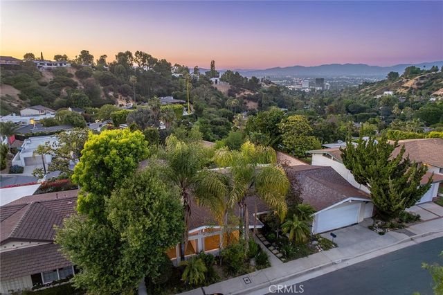 15407 Stonewood Terrace, Sherman Oaks, CA 91403