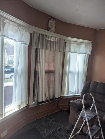 583 Alger Street, Detroit, MI 48202