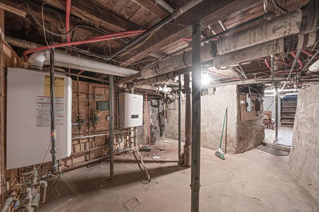 49 Main Street, West Sayville, NY 11796