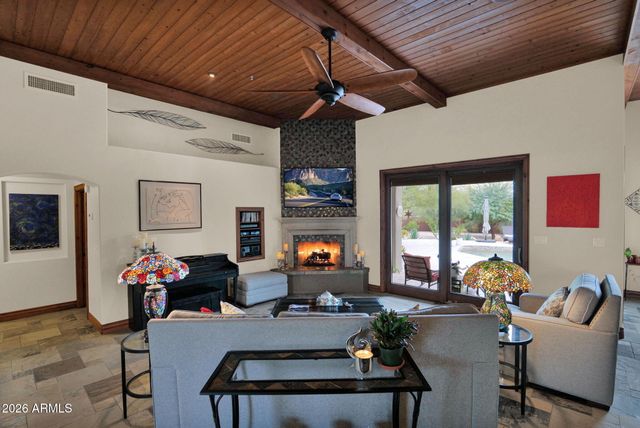 7817 E Dynamite Boulevard, Scottsdale, AZ 85266