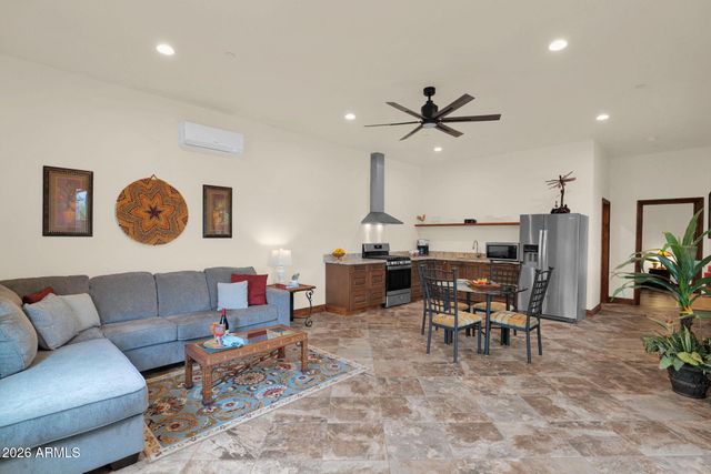 7817 E Dynamite Boulevard, Scottsdale, AZ 85266